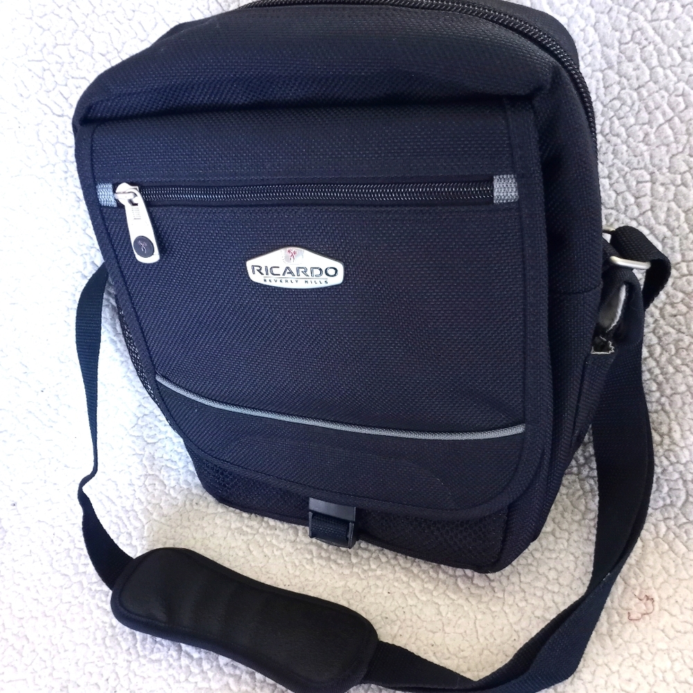 Ricardo Beverly Hills Crossbody Bag in Navy Blue